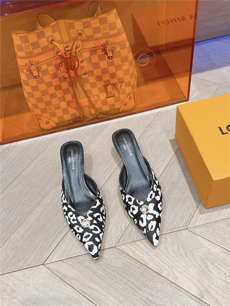 l0vis Vvtt0n lv pointed toe high heel sandals replica shoes
