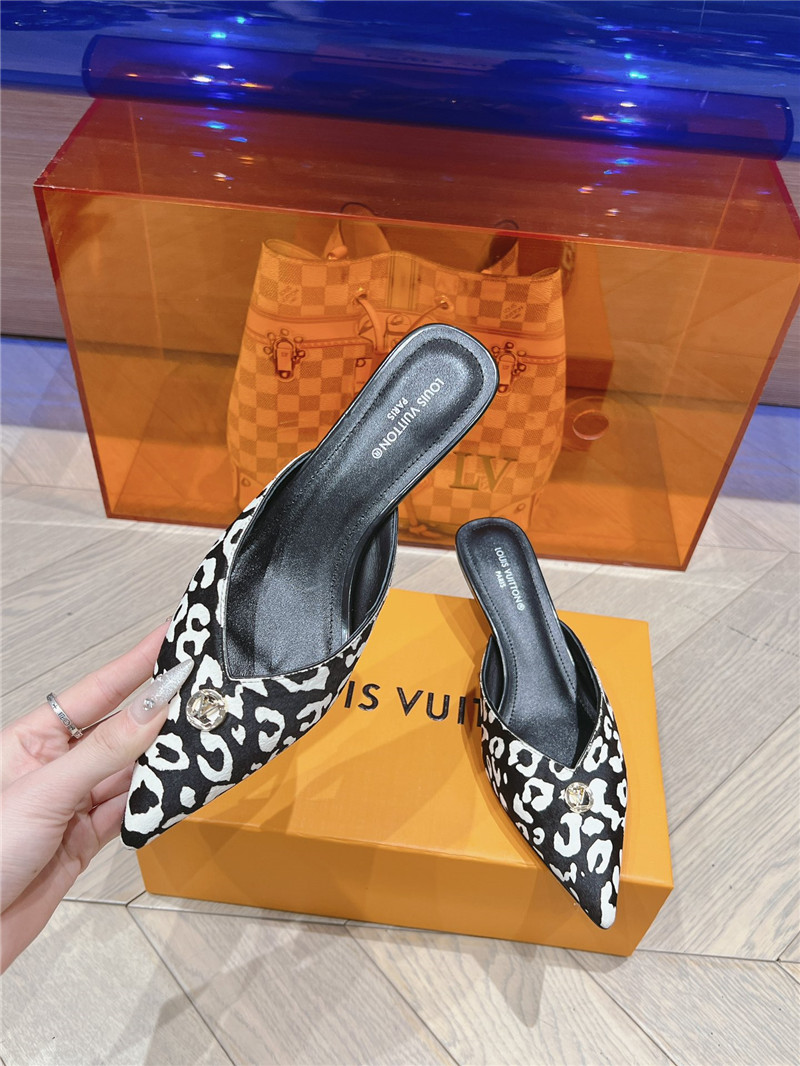 l0vis Vvtt0n lv pointed toe high heel sandals replica shoes