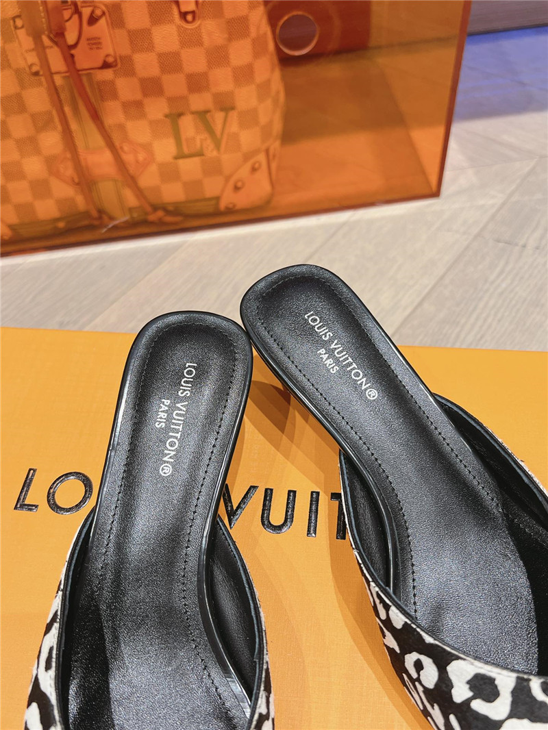 l0vis Vvtt0n lv pointed toe high heel sandals replica shoes