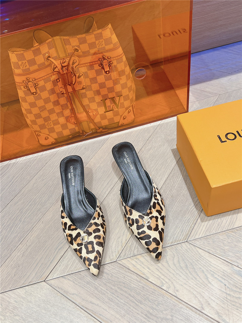 l0vis Vvtt0n lv pointed toe high heel sandals replica shoes