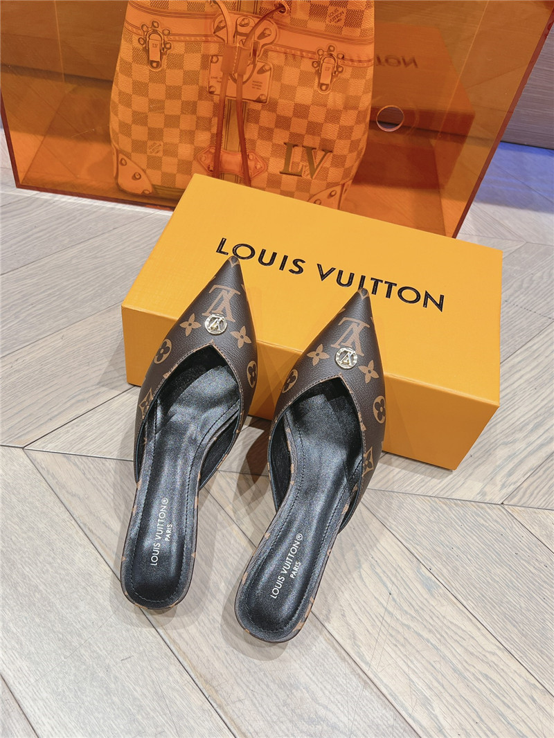 l0vis Vvtt0n lv pointed toe high heel sandals replica shoes