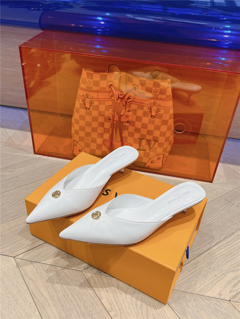l0vis Vvtt0n lv pointed toe high heel sandals replica shoes