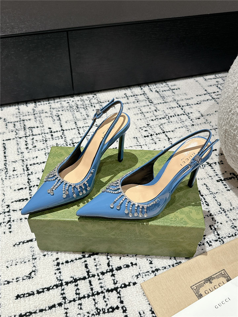 Gvc*1 light blue patent leather slingback pumps