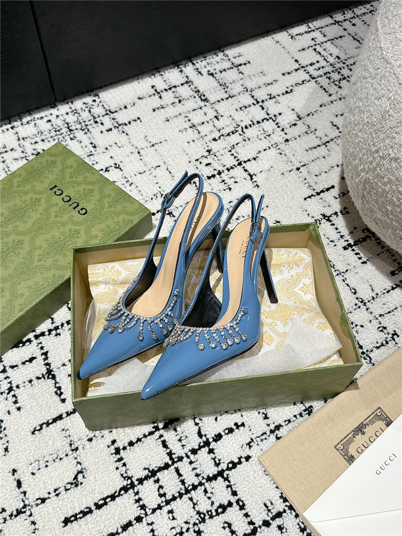 Gvc*1 light blue patent leather slingback pumps