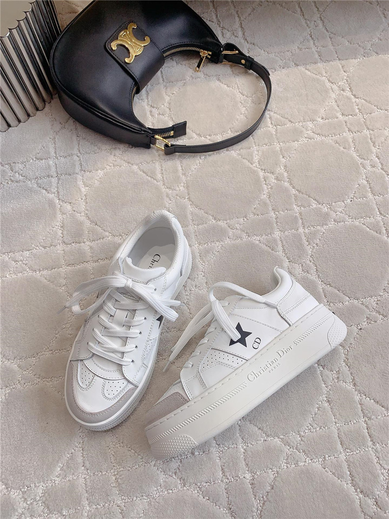 D10r platform green sneakers in white