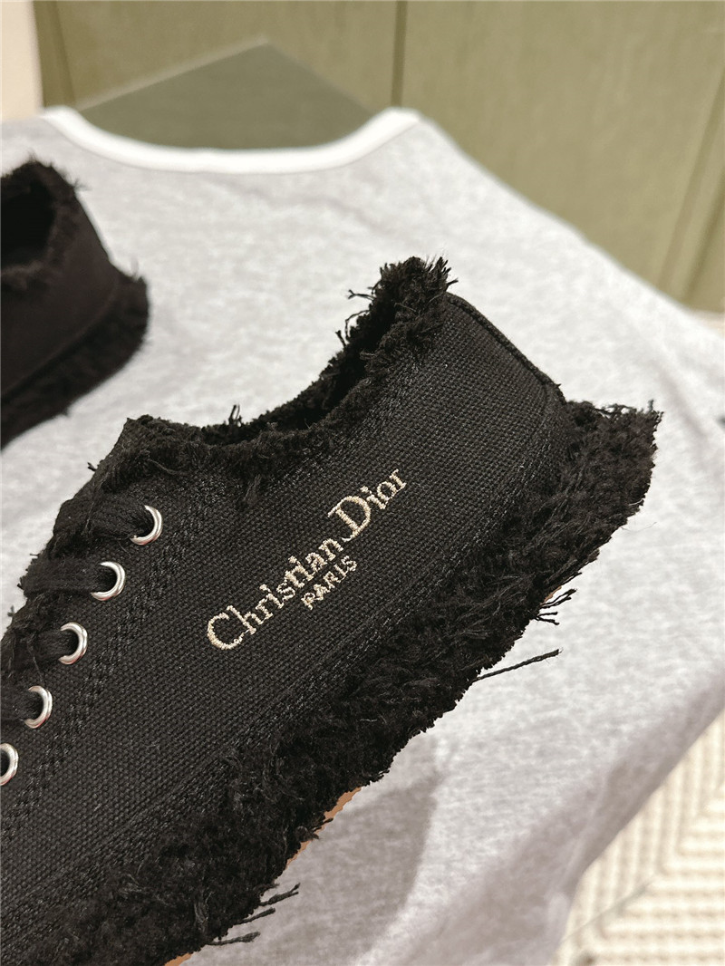 D10r ff black lace-up canvas sneakers