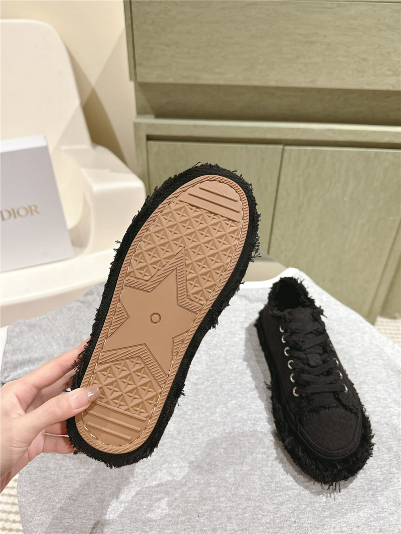 D10r ff black lace-up canvas sneakers