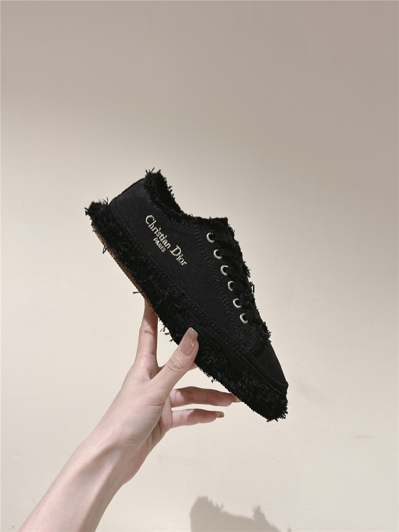 D10r ff black lace-up canvas sneakers