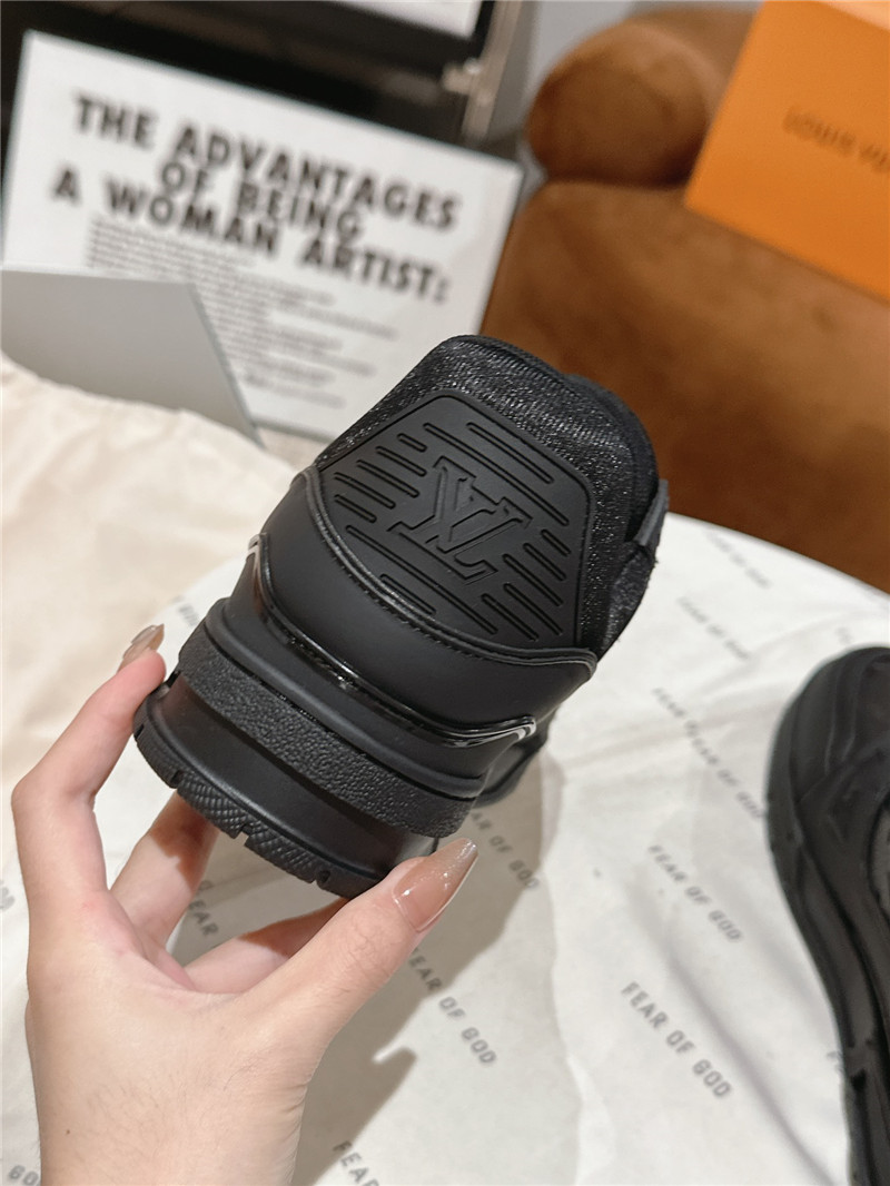 l0vis Vvtt0n lv trainer women¡¯s sneakers in black