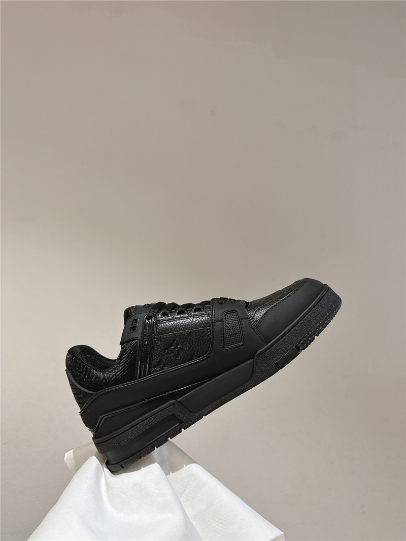 l0vis Vvtt0n lv trainer women¡¯s sneakers in black
