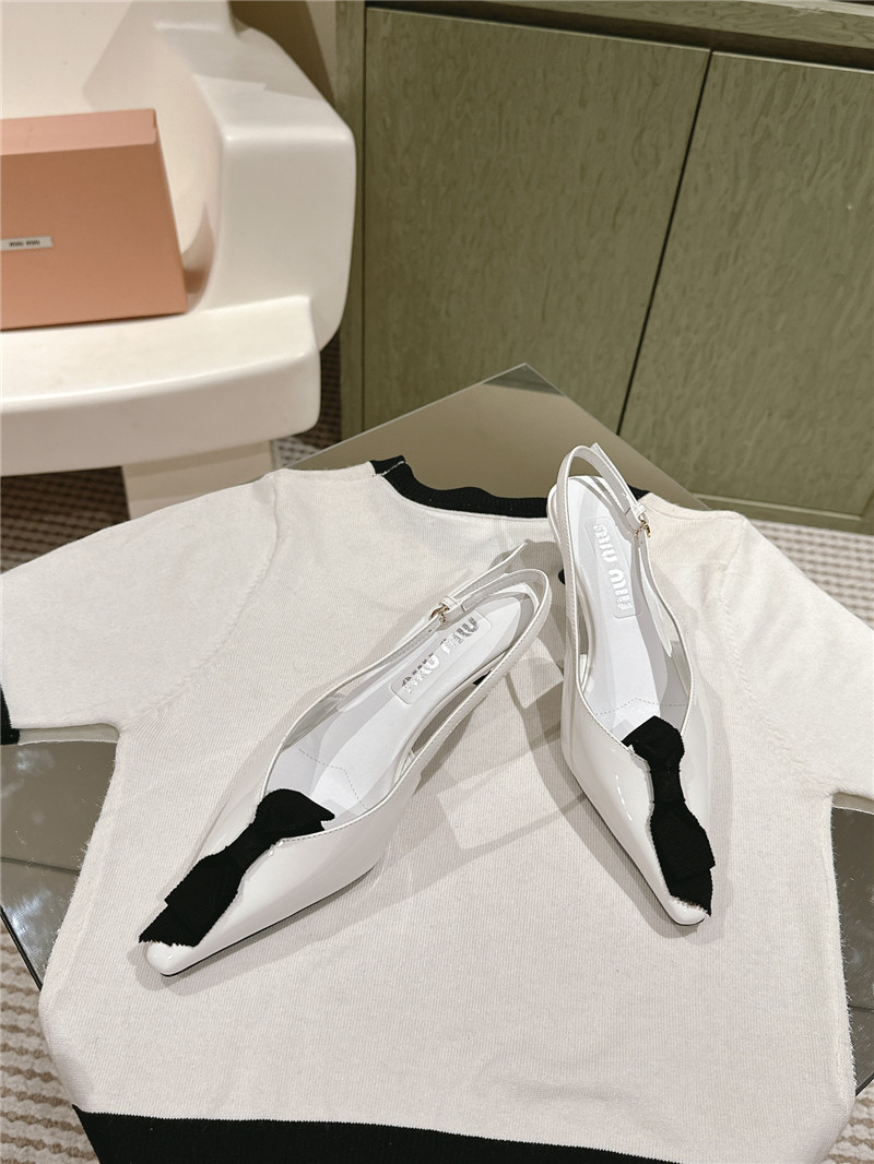 m1um1u new hollow sandals Marg*e1a replica shoes