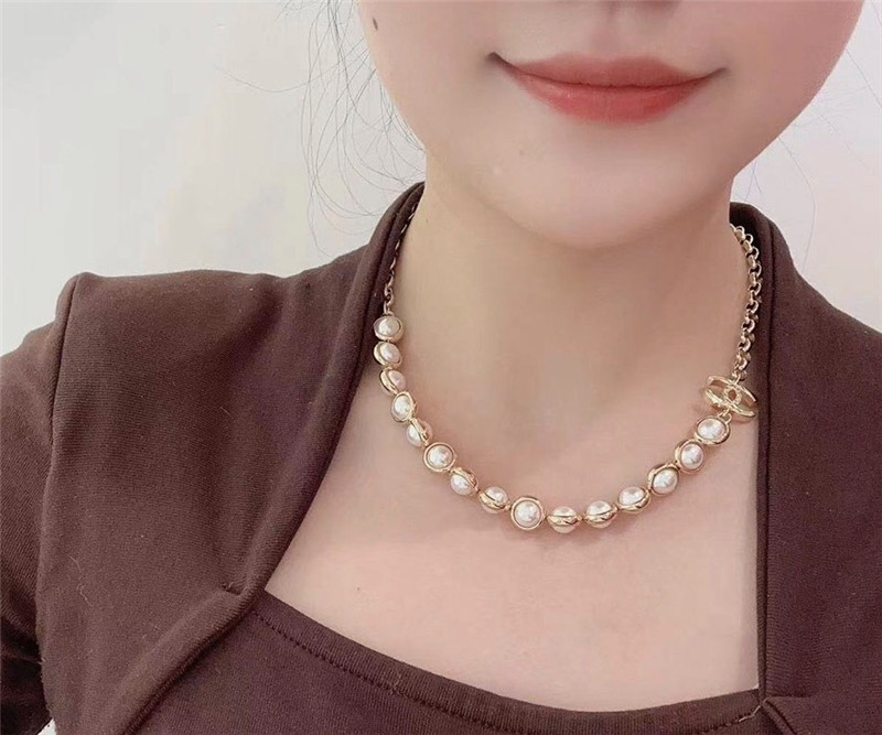 Ch**el small incense necklace