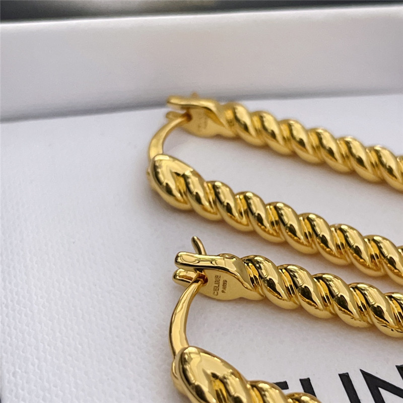 Ce1i*e minimalist design earrings