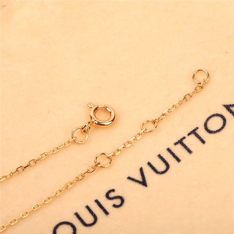 l0vis Vvtt0n lv amazonite bracelet