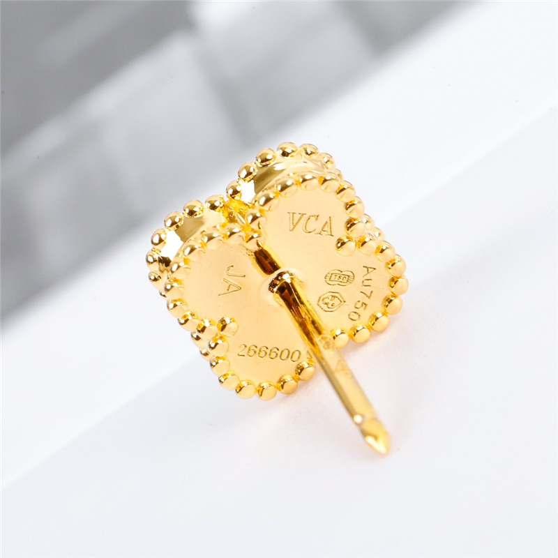 M1um1u single flower earrings