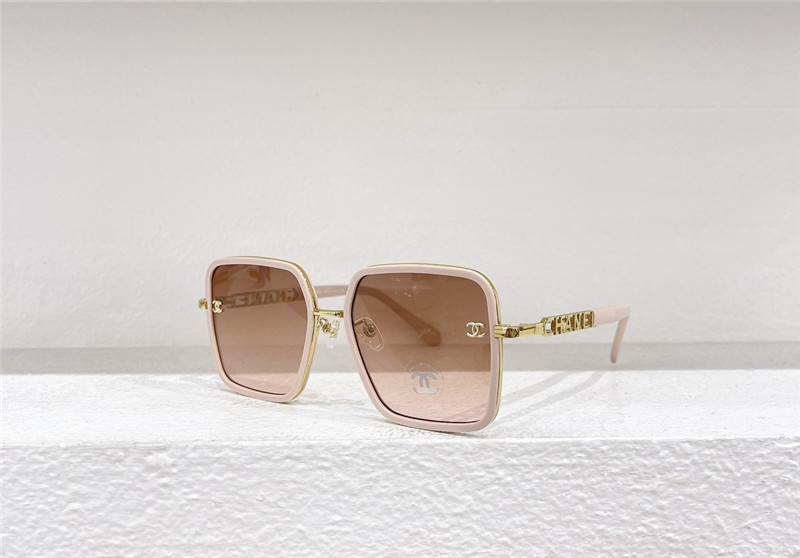 Ch**el fashionable sunglasses