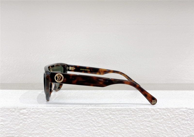 l0vis Vvtt0n lv split cat eye sunglasses