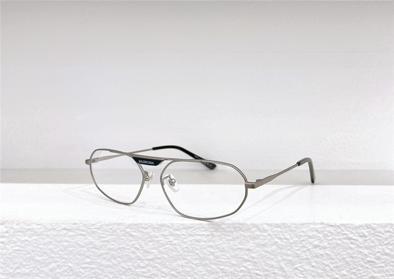 Ba1en*iaga stylish and cool sunglasses