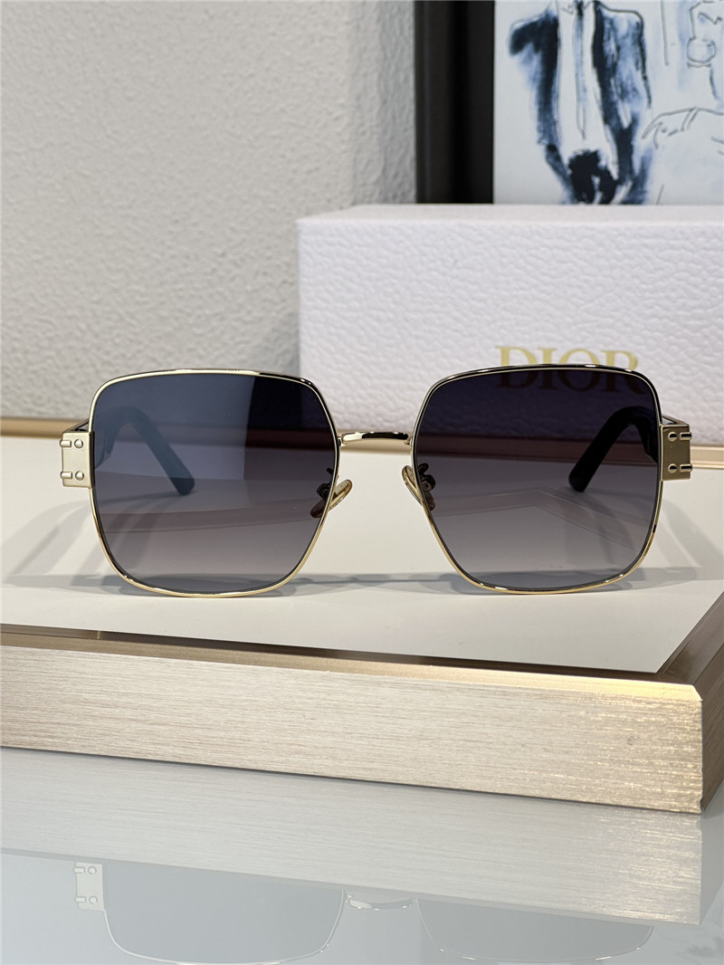 D10r metal square sunglasses
