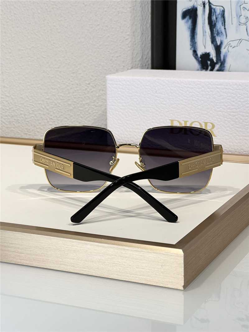D10r metal square sunglasses