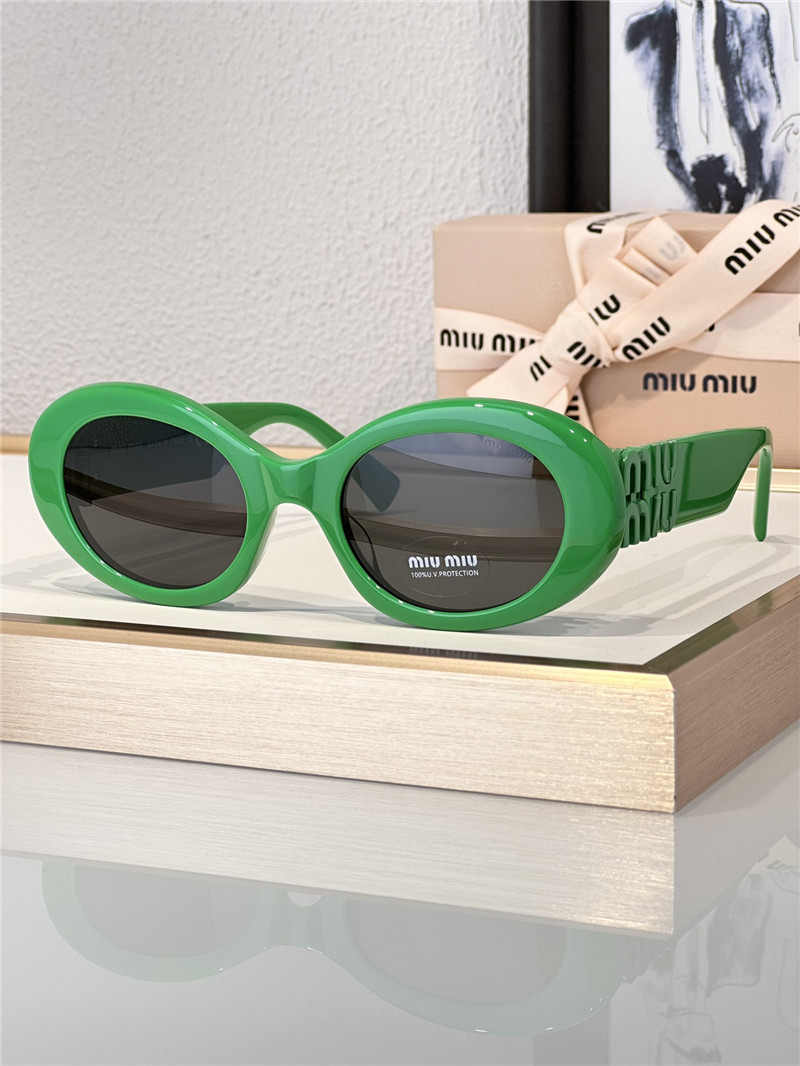 M1um1u oval sunglasses