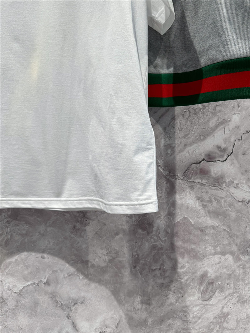 Gucci white t-shirt with embroidered neckline replicas clothes