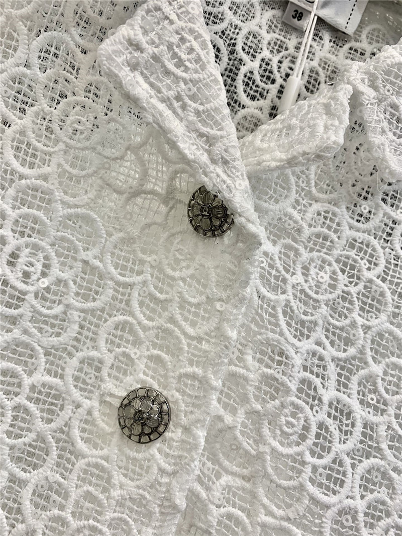 Ch**el hollow camellia cardigan in white