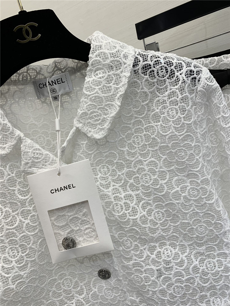 Ch**el hollow camellia cardigan in white