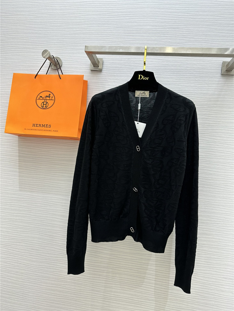 H**me5 jacquard v-neck cardigan in black