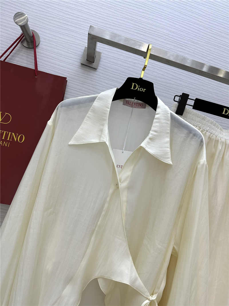 Va1e*ntin0 irregular strappy shirt + a hem skirt suit replica clothing