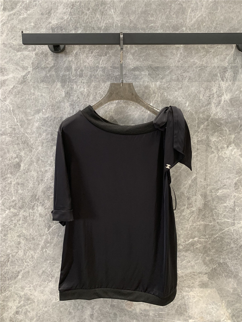 Ch**el round neck single sleeve top replica designer clothes