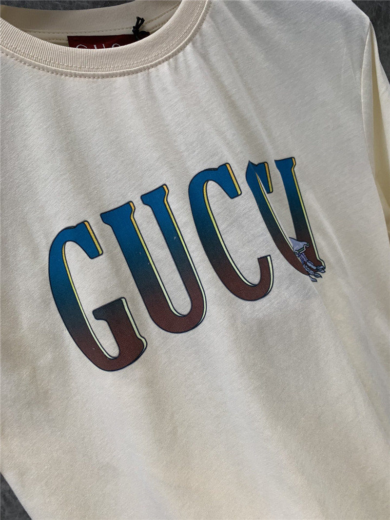 Gucci round neck short sleeve t-shirt cheap replica designer clothes