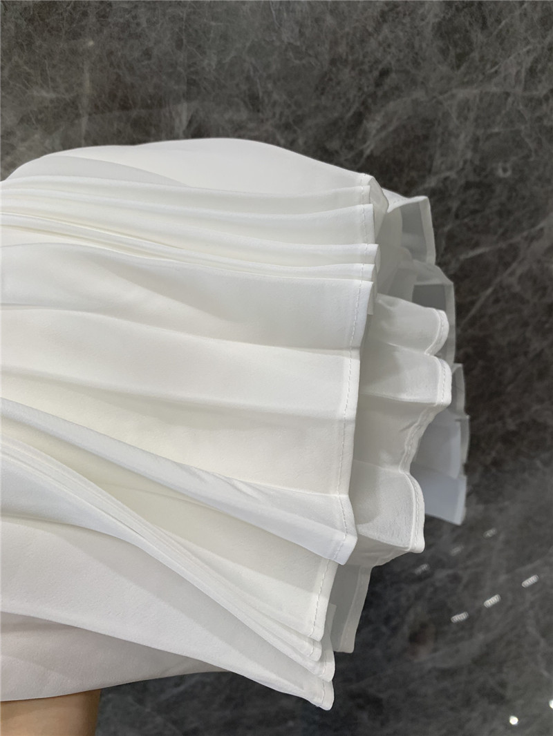 Va1e*ntin0 studded pleated skirt replica d&g clothing