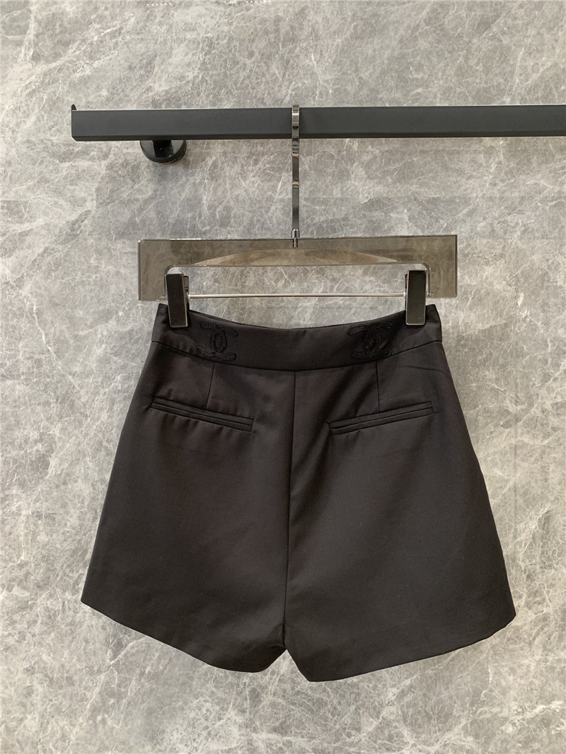 Ch**el patch embroidered logo casual shorts replica clothing
