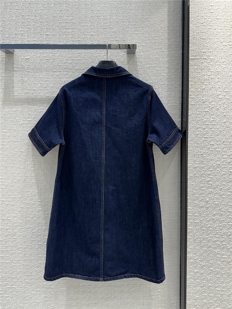 Ce1i*e preppy dress replica clothes