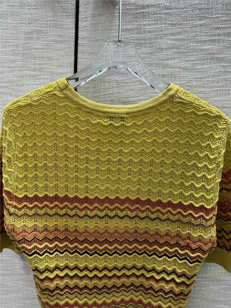 Ch**el wavy knitted short sleeve replica d&g clothing
