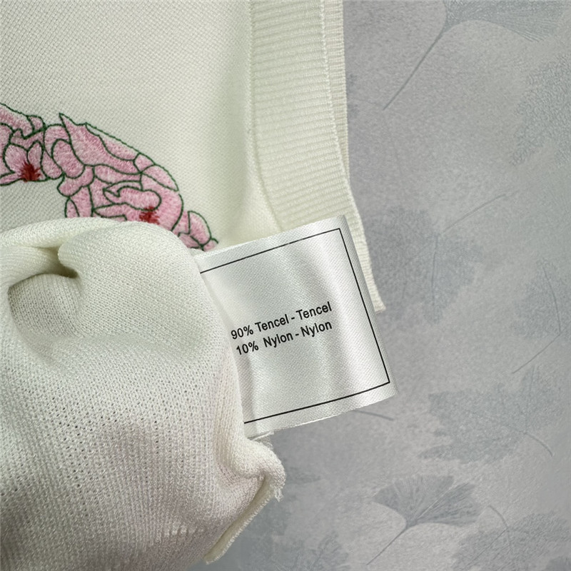 Ch**el camellia knitted top replica d&g clothing