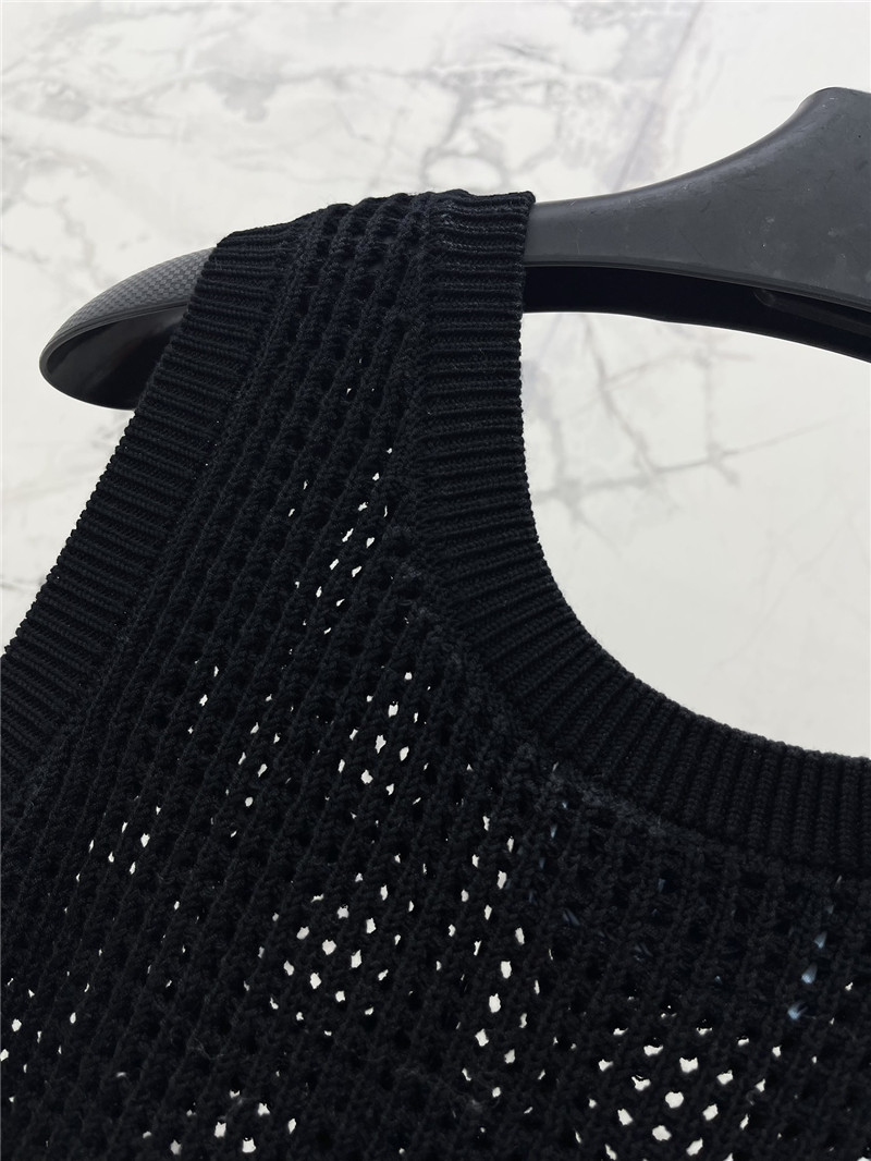 Pra*a hollow knitted vest replica designer clothes