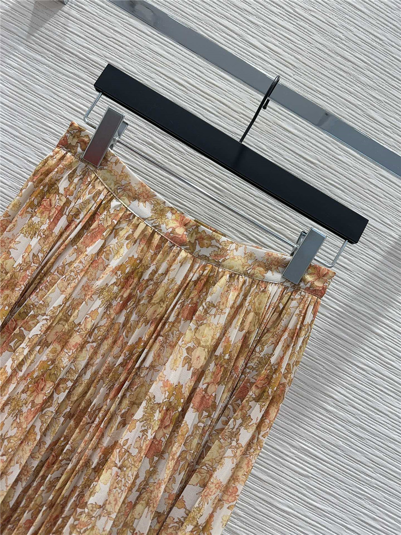 Ce1i*e versatile skirt replicas clothes