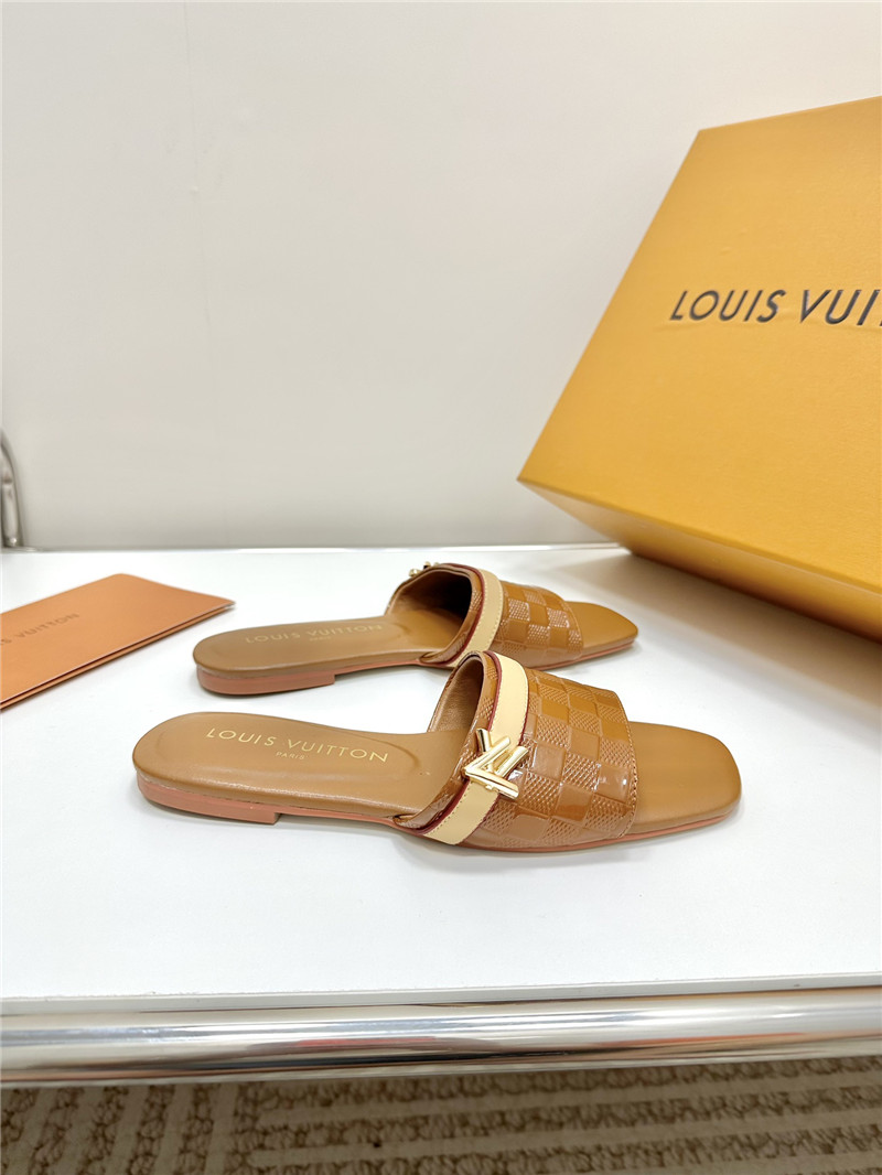 l0vis vvtt0n lv summer slippers Marg*e1a replica shoes