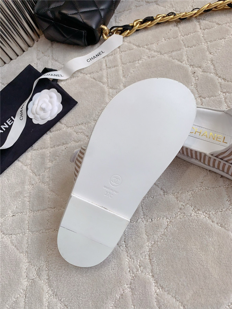 Ch**el white brown dad slides