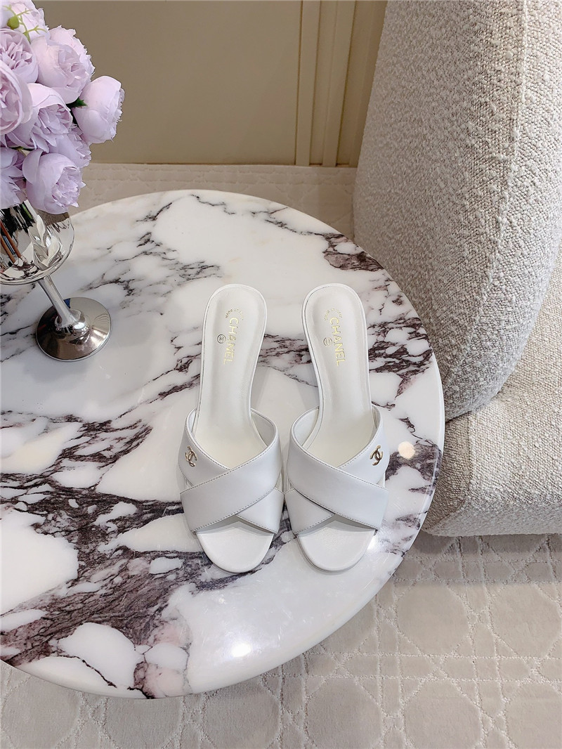 Ch**el white lambskin pearl heel mule