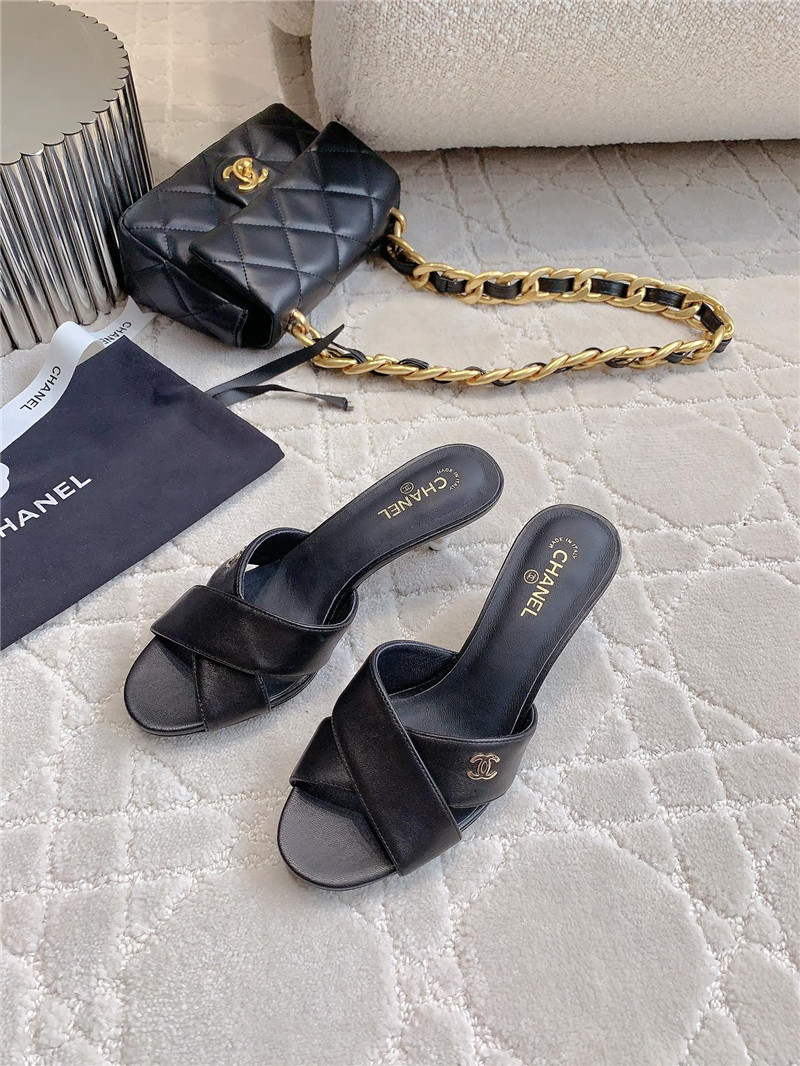 Ch**el black lambskin pearl heel mule