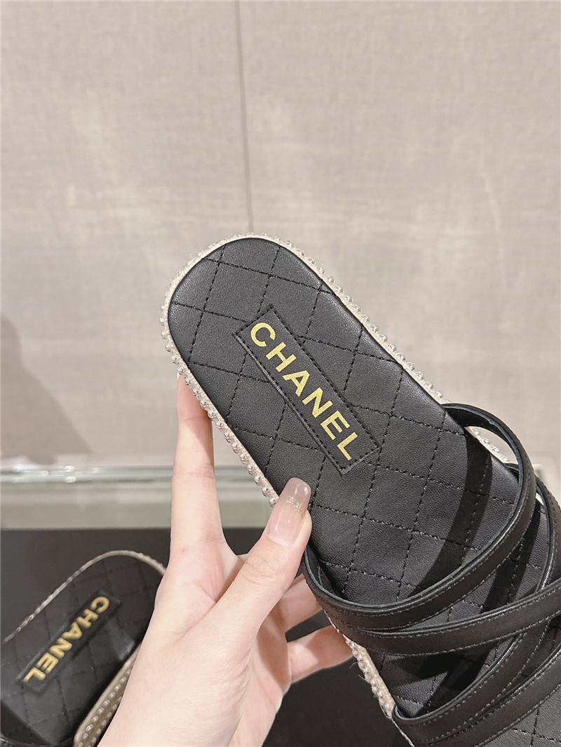 Ch**el cross leather platform slippers black