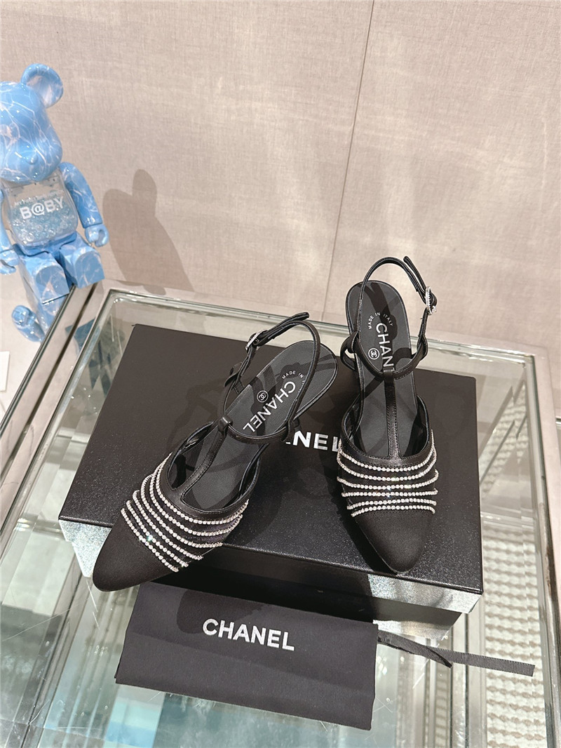 Ch**el interlocking logo t-strap pumps in black