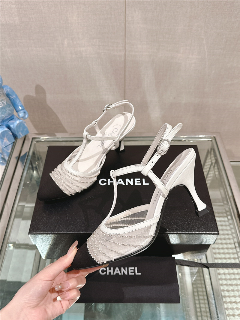 Ch**el interlocking logo t-strap pumps