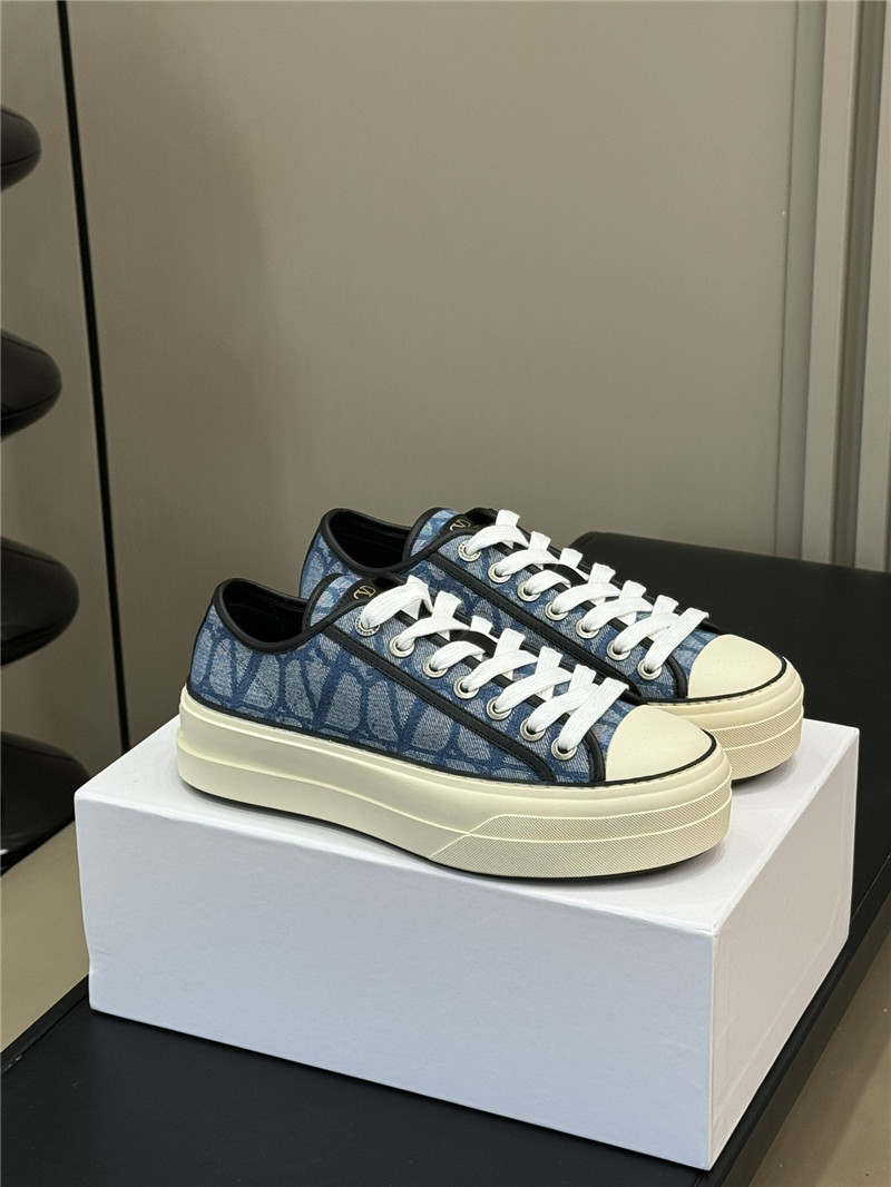 Va1e*ntin0 blue canvas flat sneakers