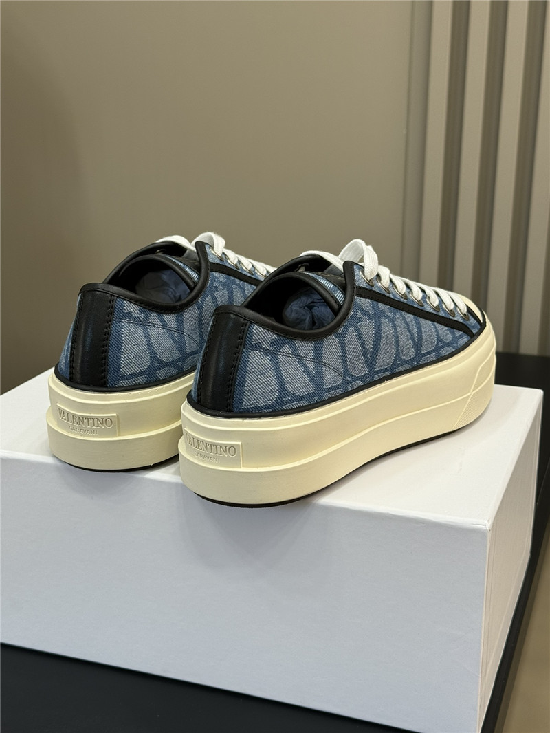 Va1e*ntin0 blue canvas flat sneakers