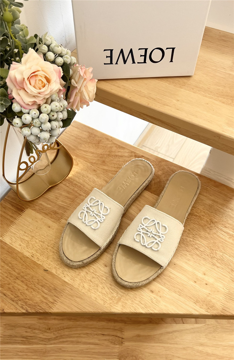 L0ew* espadrille leather white slide