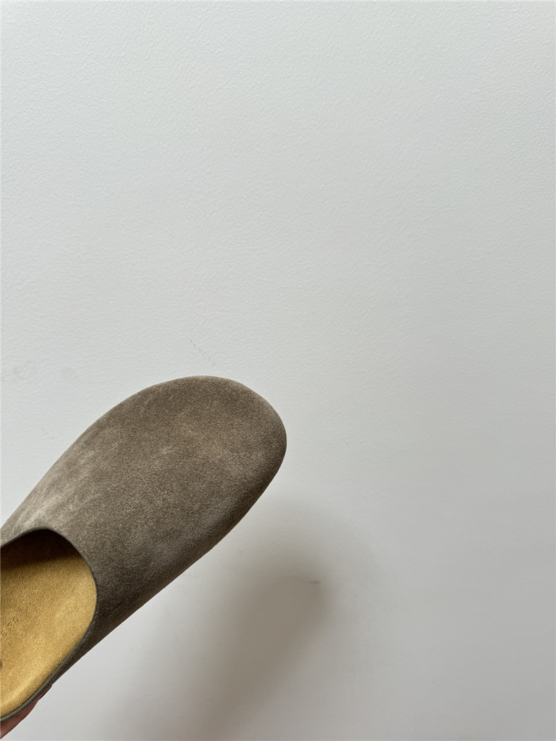 The R0w hugo suede mules